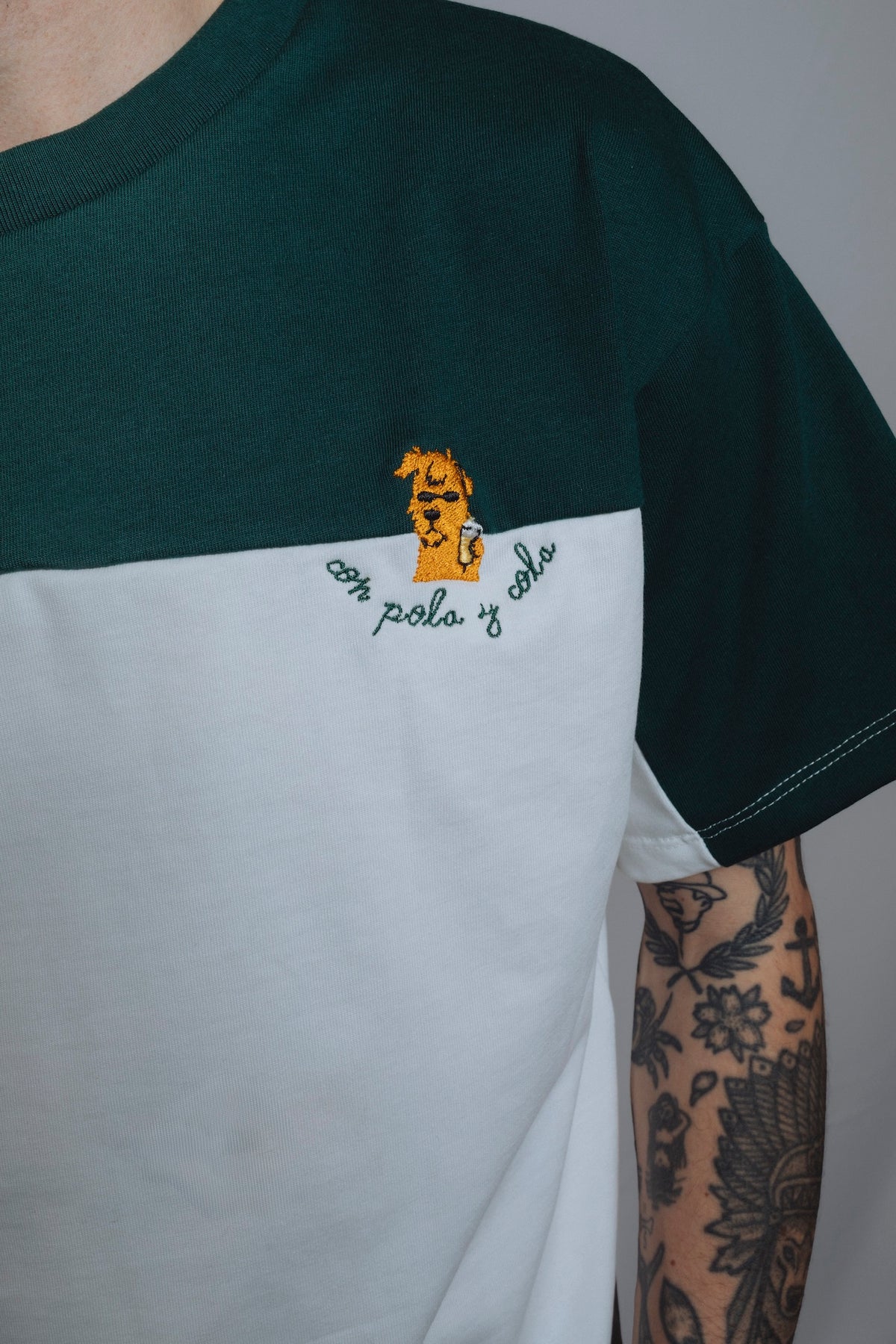 T-Shirt con Pola y Cola (Preventa)
