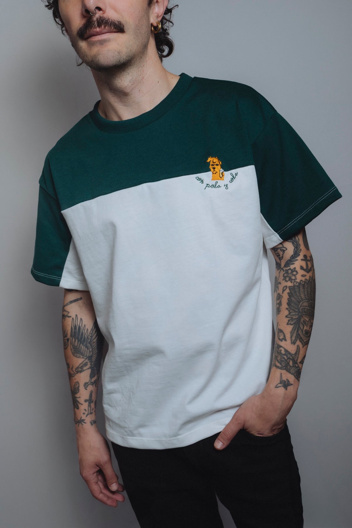 T-Shirt con Pola y Cola (Preventa)